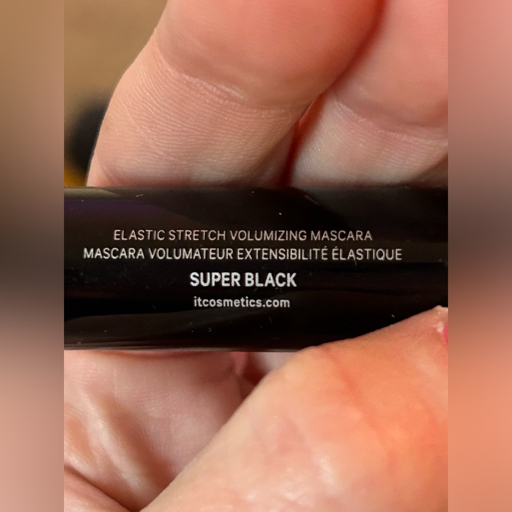 Travel Size Superhero Elastic Stretch Volumizing & Lengthening Mascara - Picture 3 of 5